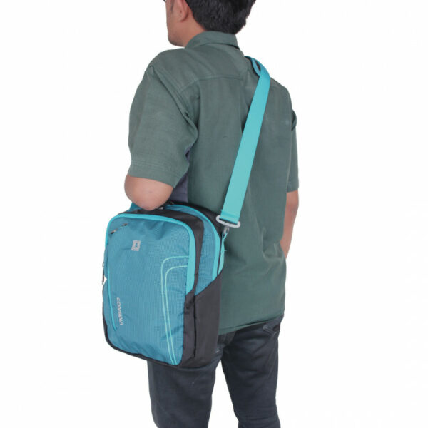 CONSINA CAPE TOWN 2 TAS SELEMPANG